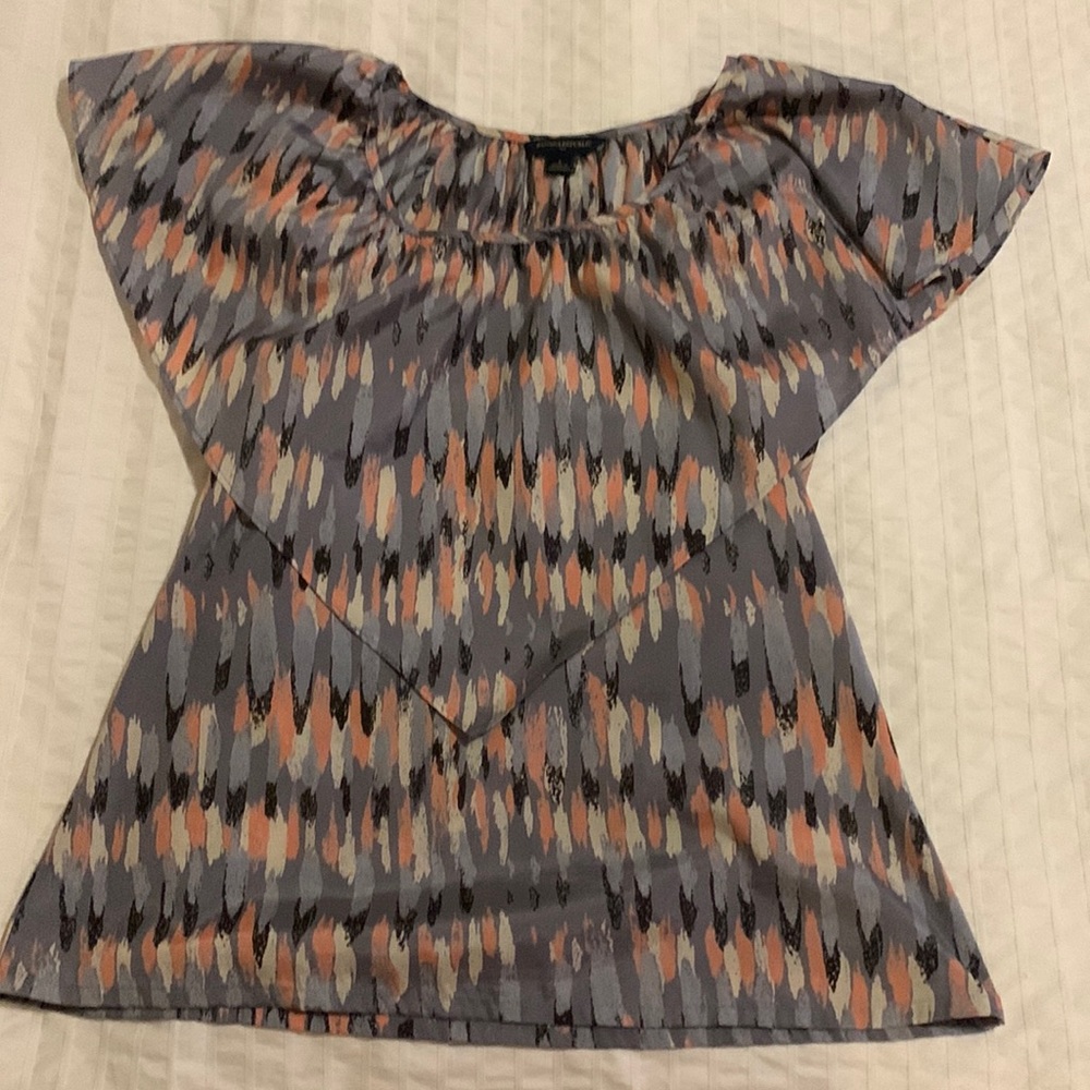 EUC Banana Republic blouse size small